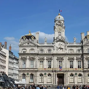Place Des Terreaux Presqu'ile Lyon